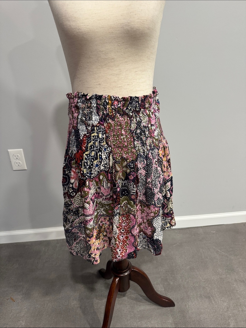 Loft Smocked Waist Floral Patchwork Mini Skirt - Pink Multi Medium